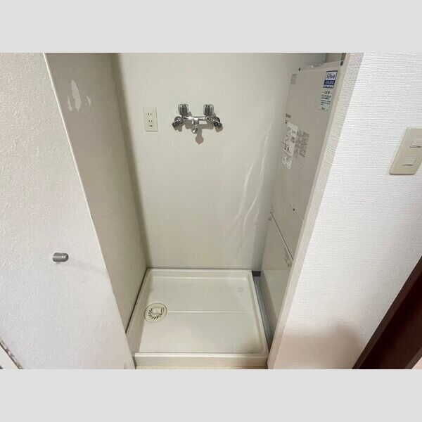 その他設備　洗濯機置場