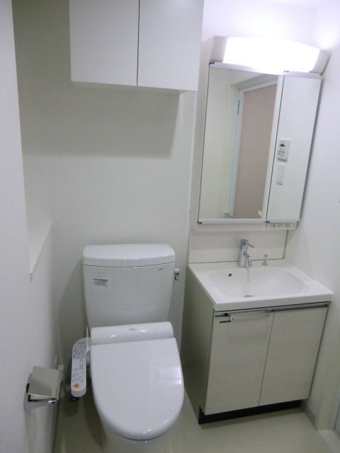 トイレ　★パウダールームタイプ★