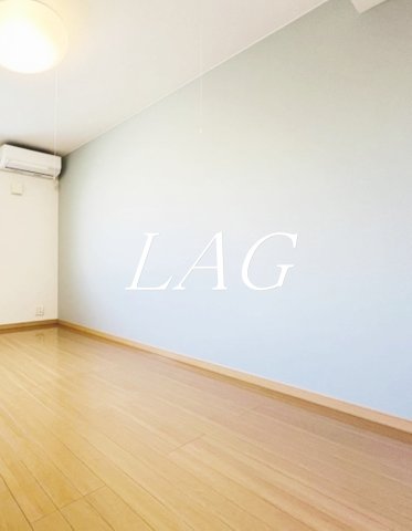 居室・リビング　洋室のお部屋です。（同仕様です。）