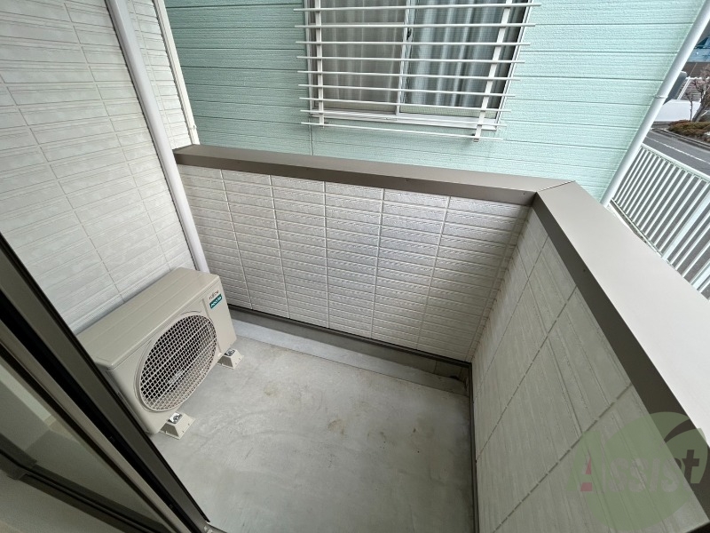 バルコニー　バルコニーはコンパクトにまとまっています。