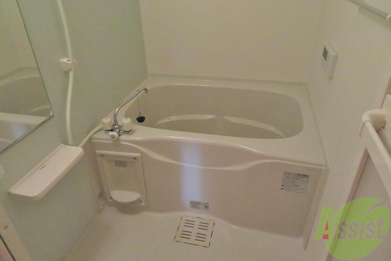 バス・シャワールーム　お風呂はピカピカでいいですねー、清潔感大事ですよね