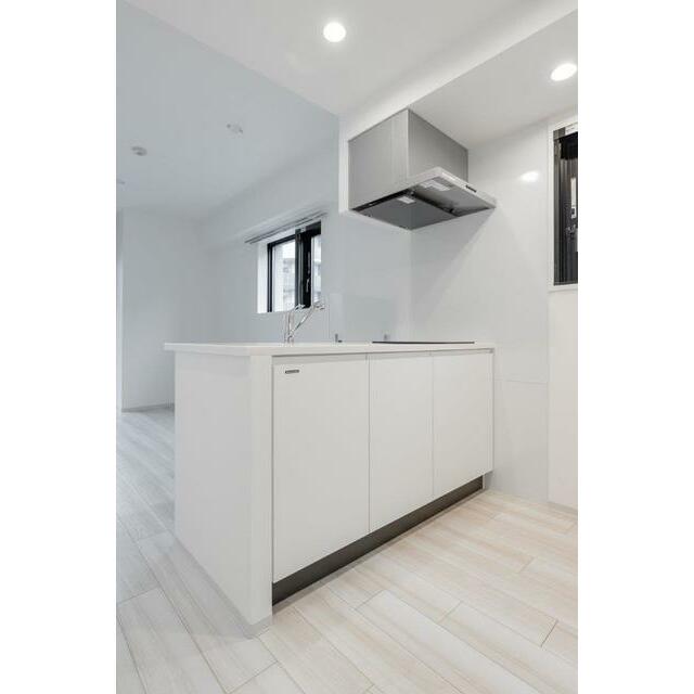 キッチン　Dタイプ2024年4月撮影 同タイプ704号室の写真です