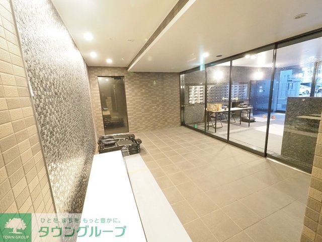 エントランス　エントランス