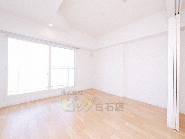 居室・リビング　南向きで日当たり良好です♪