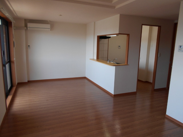 居室・リビング　リビング