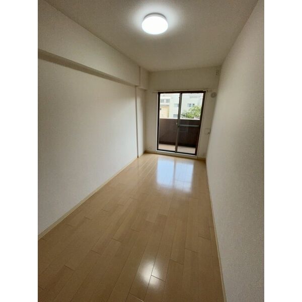 居室・リビング　写真は同マンションの他のお部屋のものです