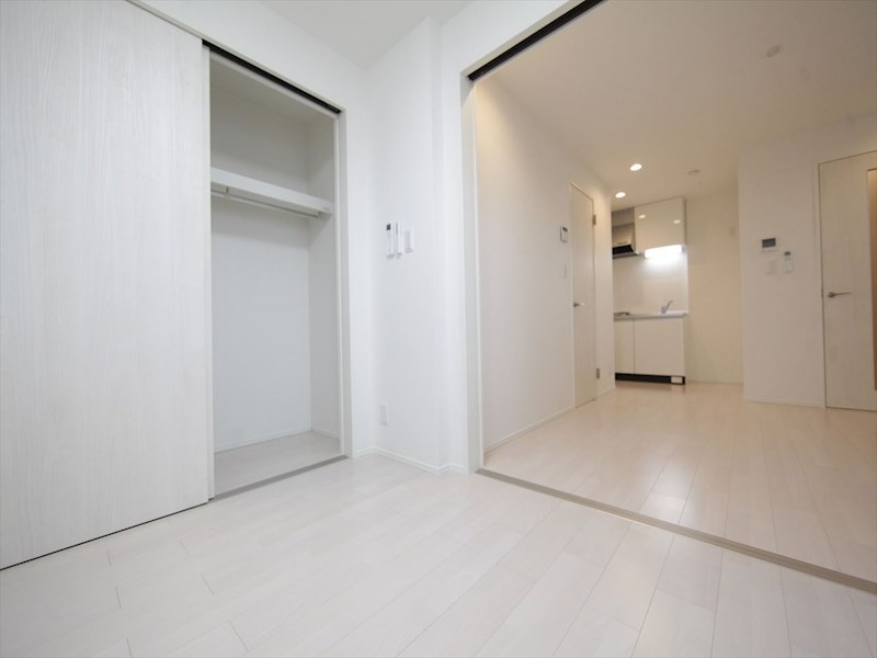 その他部屋・スペース　洋室3.3帖　クローゼット付（収納充実してます）