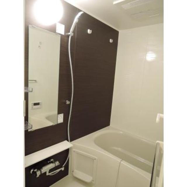 バス・シャワールーム　※写真は同タイプ住戸です。