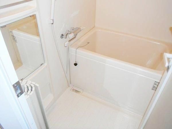 バス・シャワールーム　お部屋探しは株式会社　タウンハウジング　までお気軽にお問合…