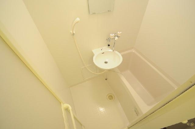 バス・シャワールーム　現況優先