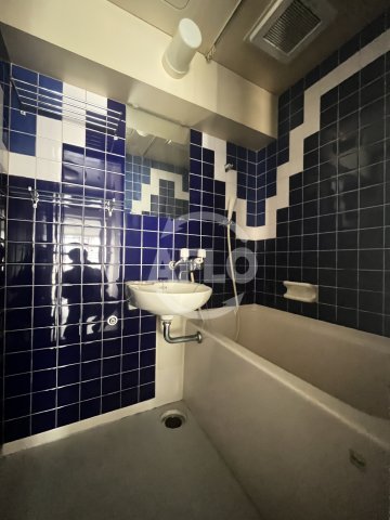 バス・シャワールーム　シオザキビルNo.3　浴室