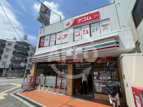 コンビニ　セブン-イレブン 大阪東三国駅北口店（コンビニ）まで50m