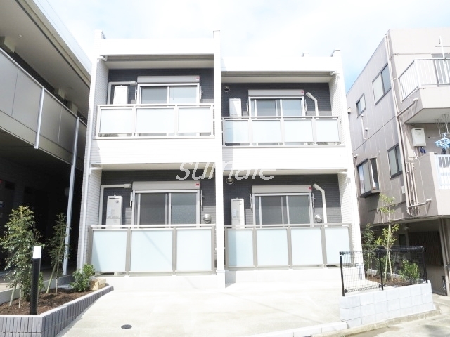 建物外観　日当たりのよい建物です☆