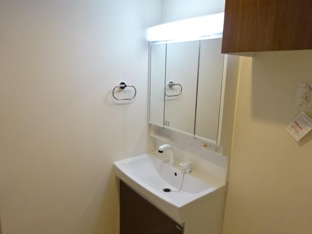 洗面設備　洗髪洗面化粧台