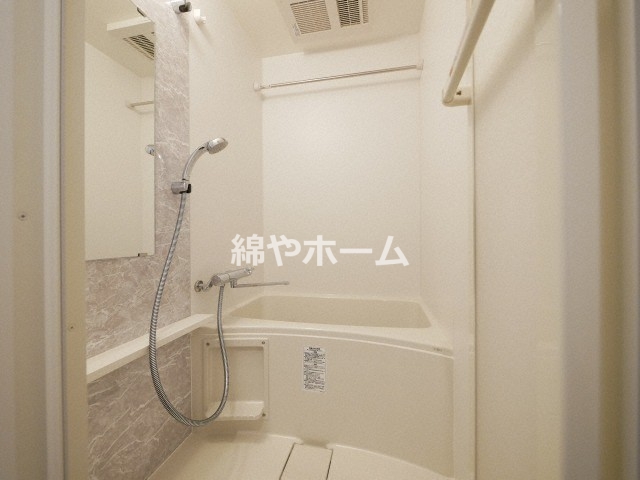 バス・シャワールーム　お風呂で日々の疲れを落としましょう