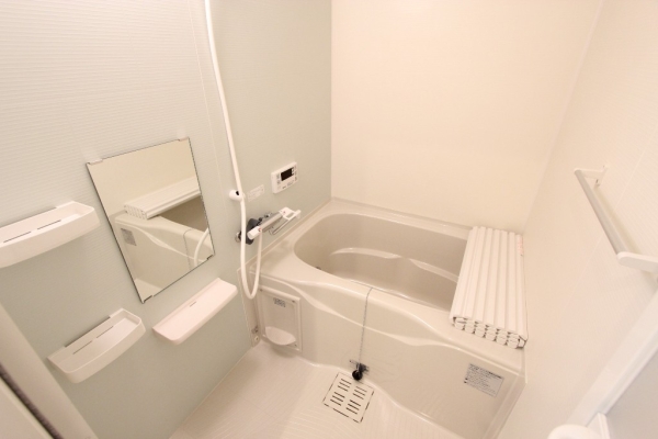 バス・シャワールーム　一日の疲れを癒してください