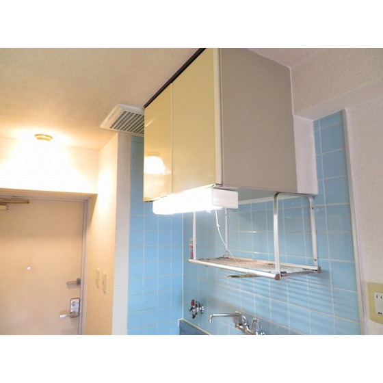 キッチン　キッチン上収納