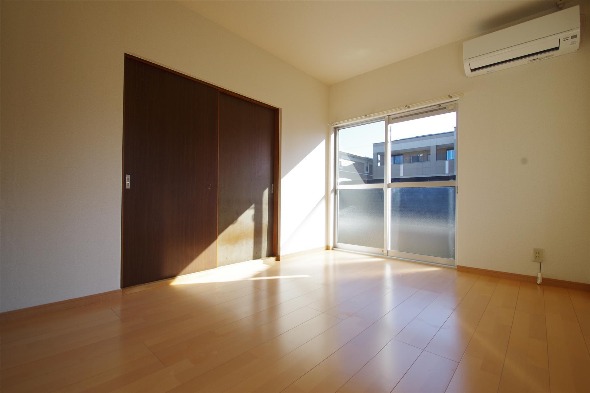 その他設備　エアコン１台ついています！！