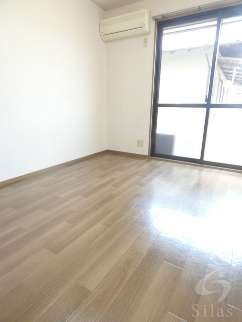 居室・リビング　同仕様