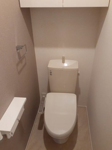 トイレ　落ち着いたトイレです