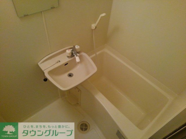 バス・シャワールーム　浴室換気乾燥機能付