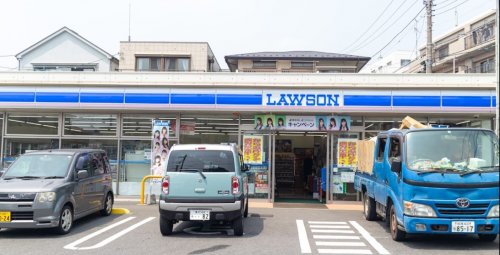 コンビニ　ローソン 横浜上永谷三丁目店（コンビニ）まで1086m
