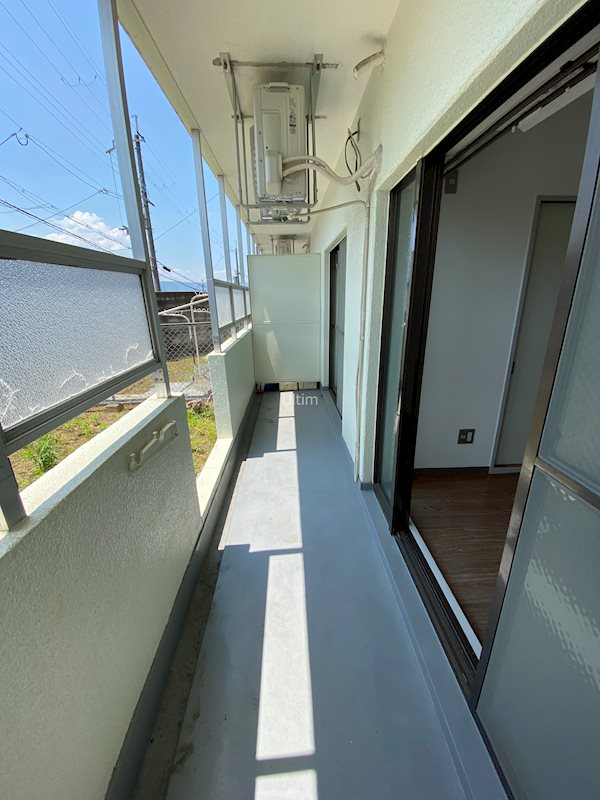 バルコニー　別部屋のお写真です。ご参考までに！