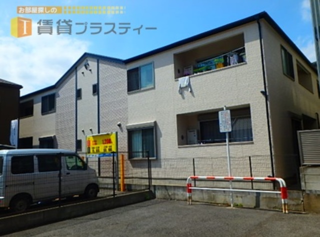 建物外観　夢と現実の街、浦安