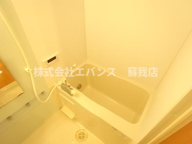 バス・シャワールーム　ゆったり過ごせるお風呂です