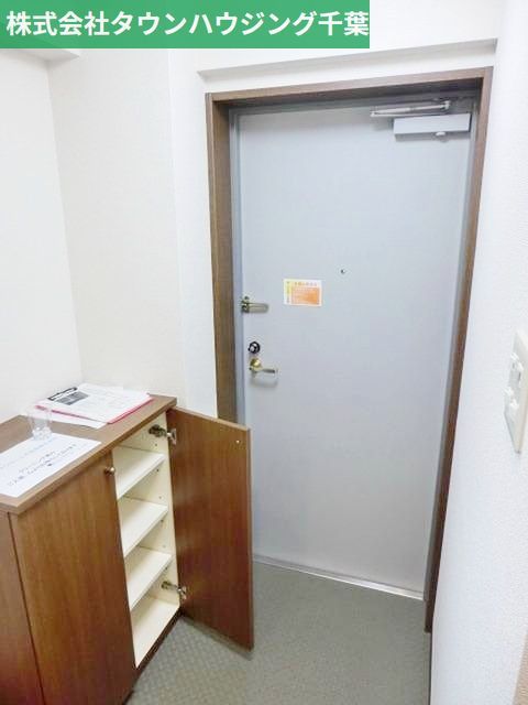 玄関　お部屋探しは【タウンハウジング千葉店】にお任せ下さい♪