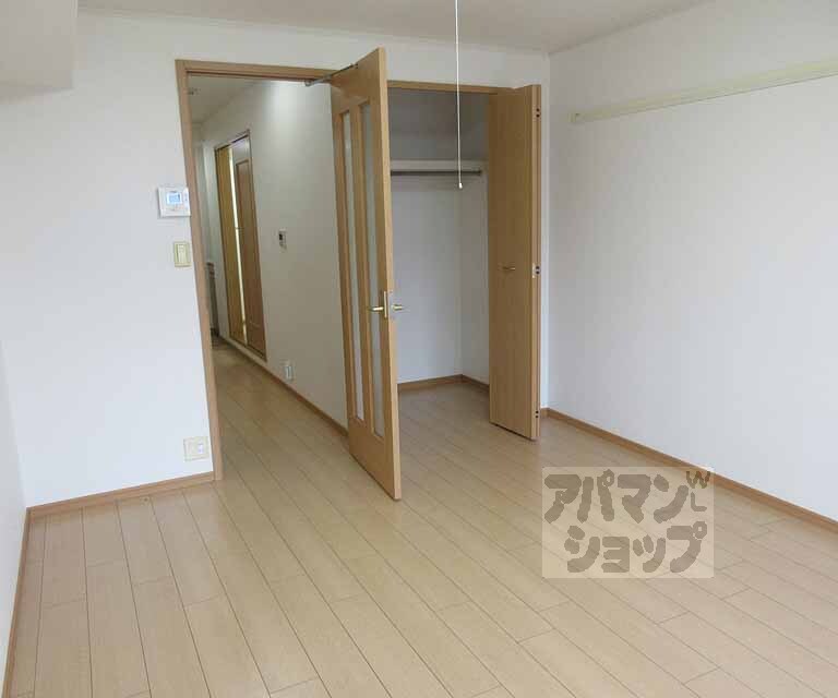 居室・リビング　広いお部屋です！
