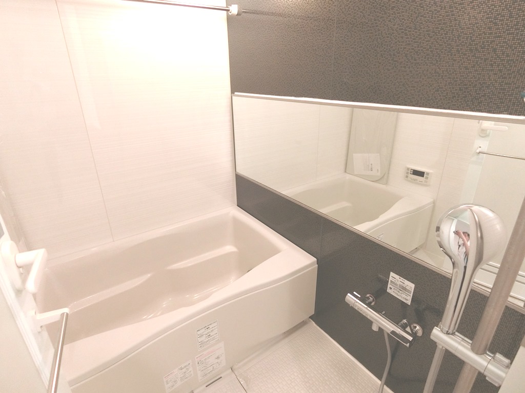 バス・シャワールーム　他部屋参考写真