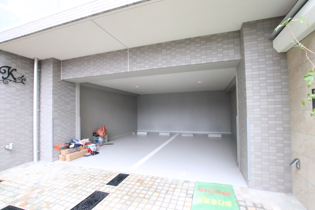 駐車場　★駐車場★（空き状況・使用料等詳細はご確認下さい）