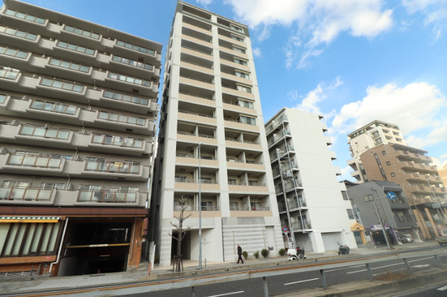 建物外観　神戸市灘区桜口町「ワコーレ六甲道オービット２」