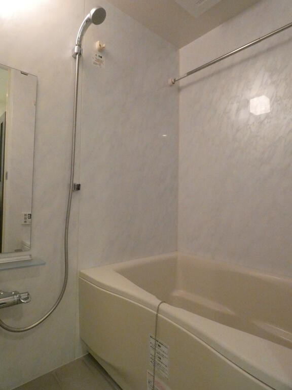 バス・シャワールーム　バス※別部屋参考写真