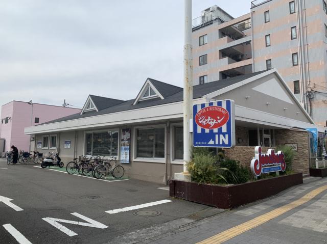 飲食店　ジョナサン矢川駅前店（飲食店）まで683m