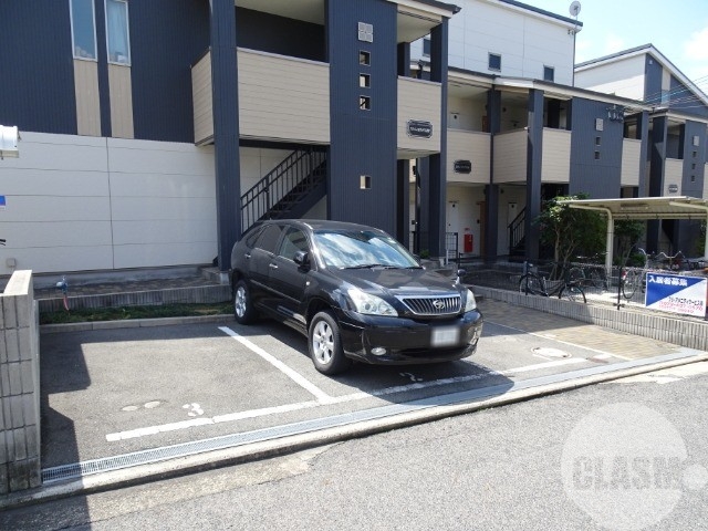 駐車場　敷地内駐車場