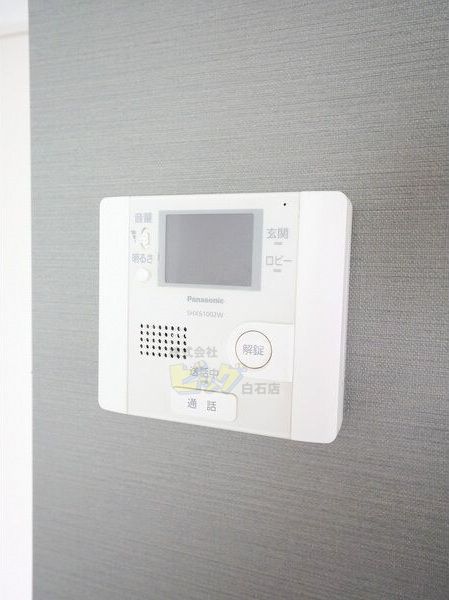 セキュリティ　防犯面で安心のＴＶモニターホン設備が付いています♪