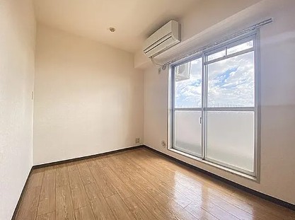 居室・リビング　お部屋の感じは
