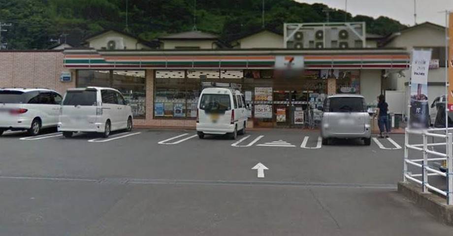 コンビニ　セブン－イレブン小田原国府津北店（コンビニ）まで2400m
