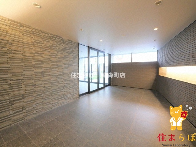 エントランス　共用部の印象も大切に