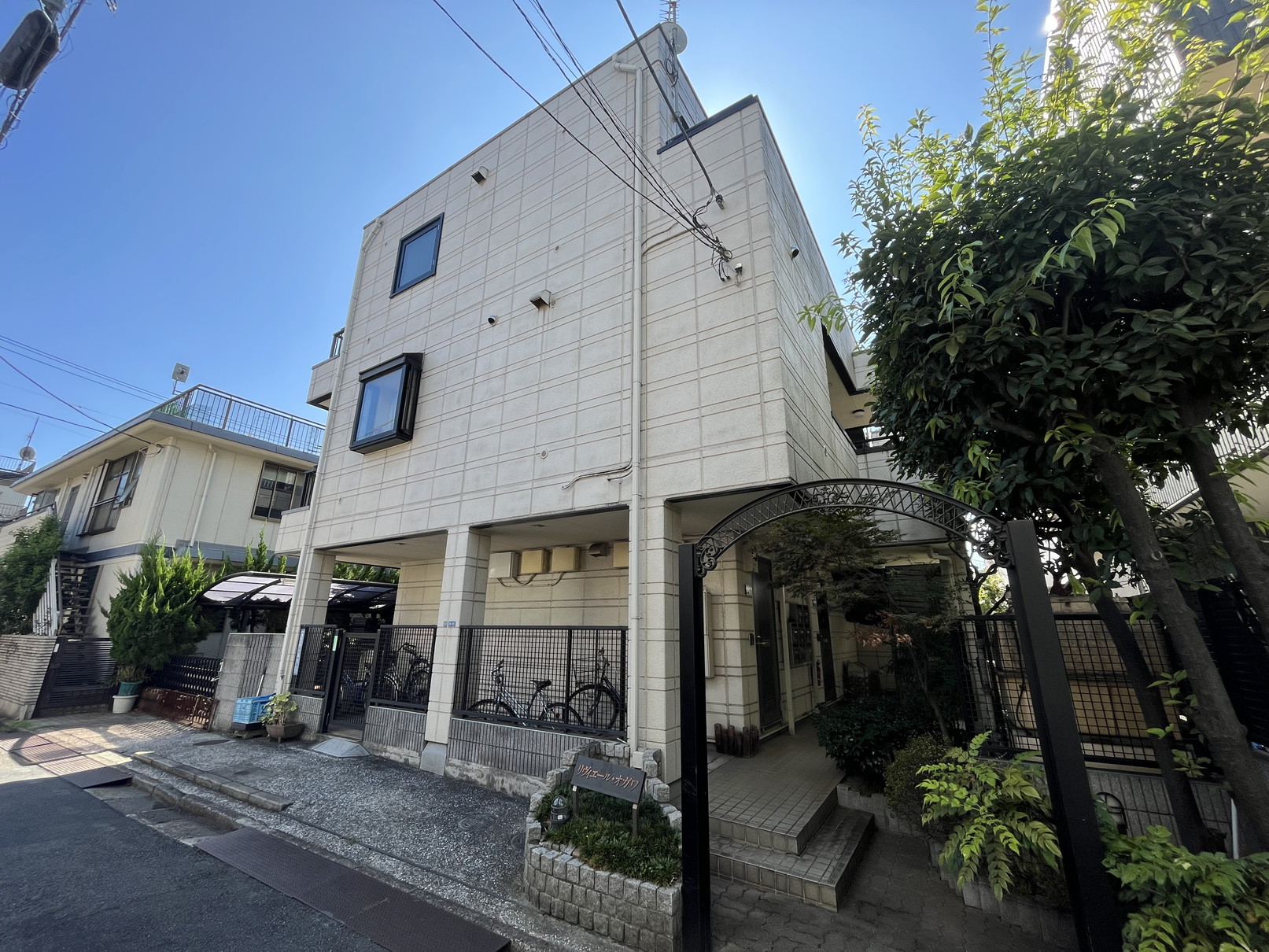 建物外観