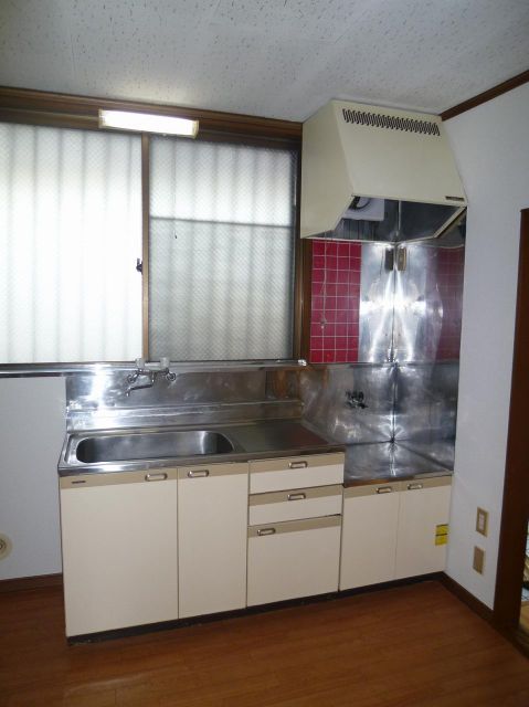 キッチン　写真は別の部屋になります