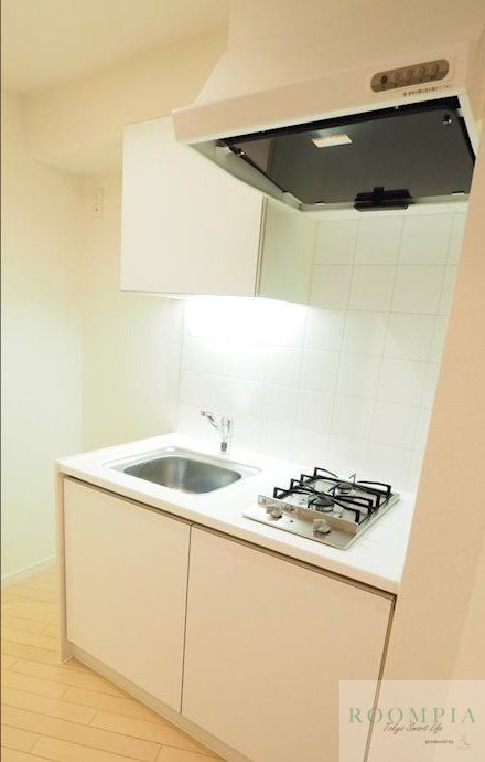 キッチン　同タイプの別のお部屋です。