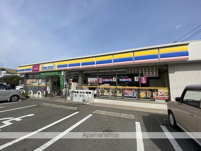 コンビニ　ミニストップ（コンビニ）まで238m