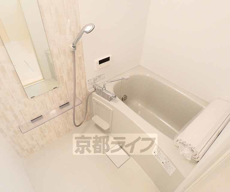 バス・シャワールーム　追い炊き付の綺麗なお風呂