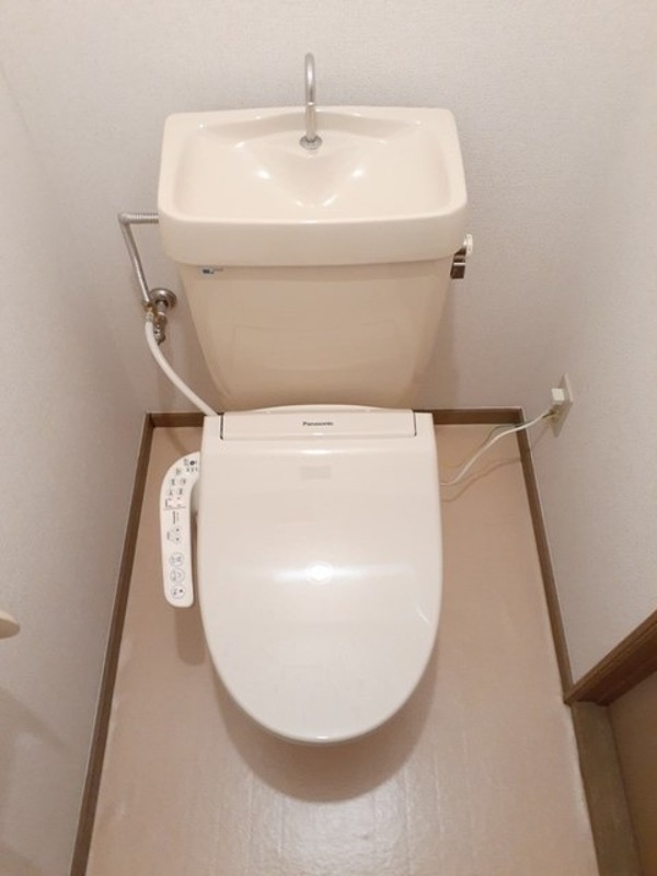 トイレ　図面と現状に相違がある場合には現状を優先