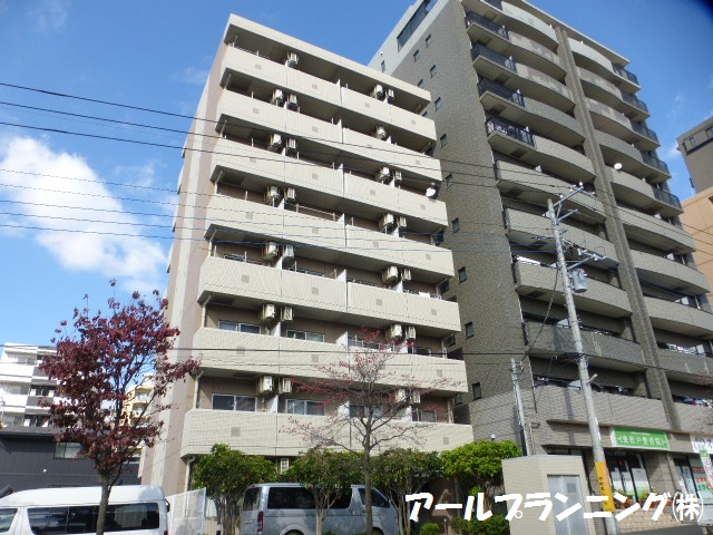 建物外観　オートロック付　B/T別、1Ｋ