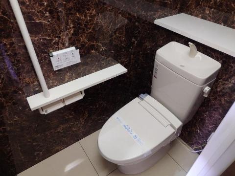 トイレ　トイレ