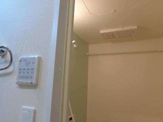 その他設備　浴室乾燥機